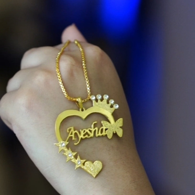 Queen Necklace