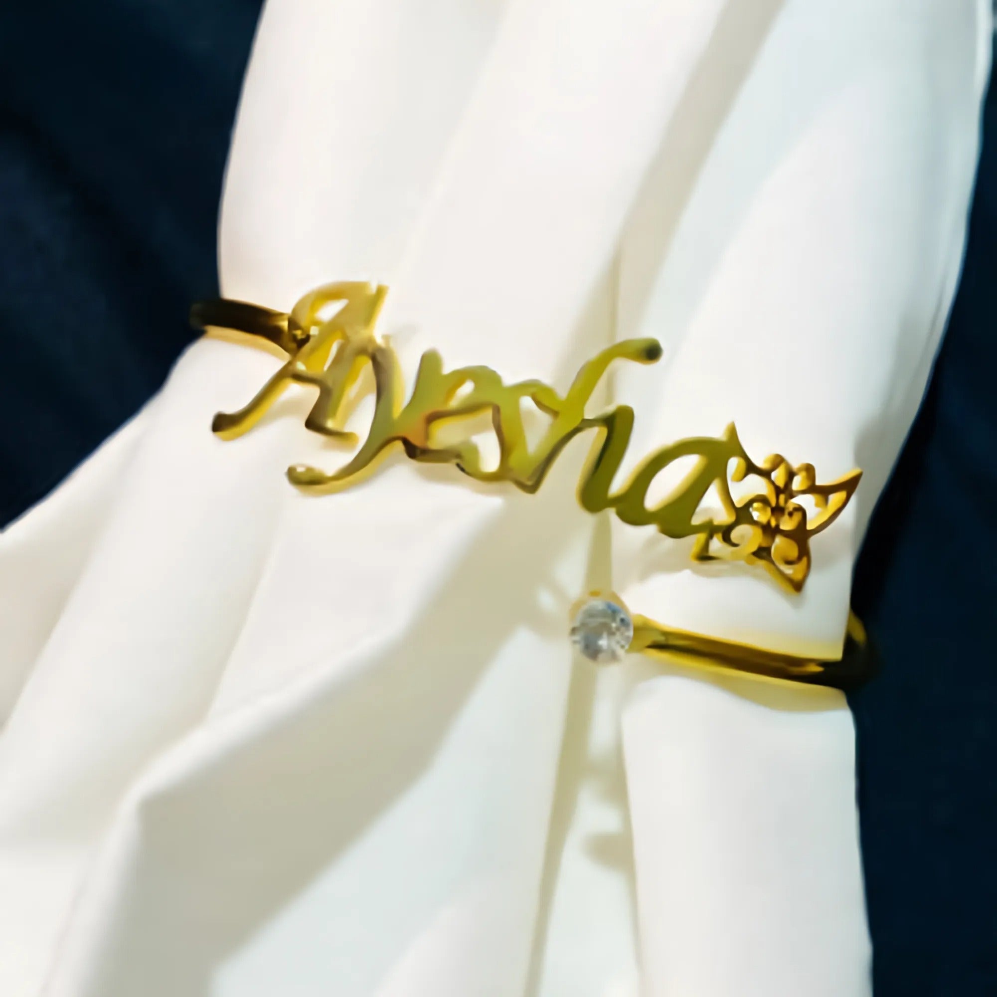 Crown-Fly Bangle